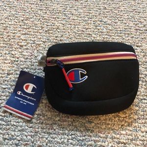 Champion Waist/ Shoulder pack